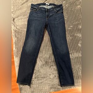 Old Navy dark wash jeans - gently used, only worn twice!